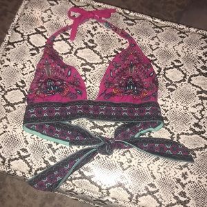 Victoria’s Secret bikini top